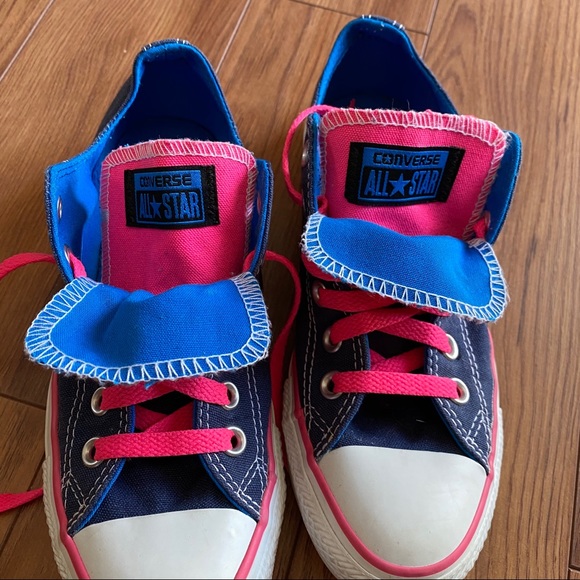 Navy Blue and Pink Low Top Converse - Picture 5 of 8